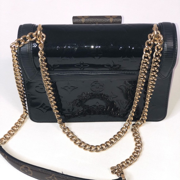 Like new LOUIS VUITTON Vernis Epi Monogram Wynwood - Picture 8 of 13